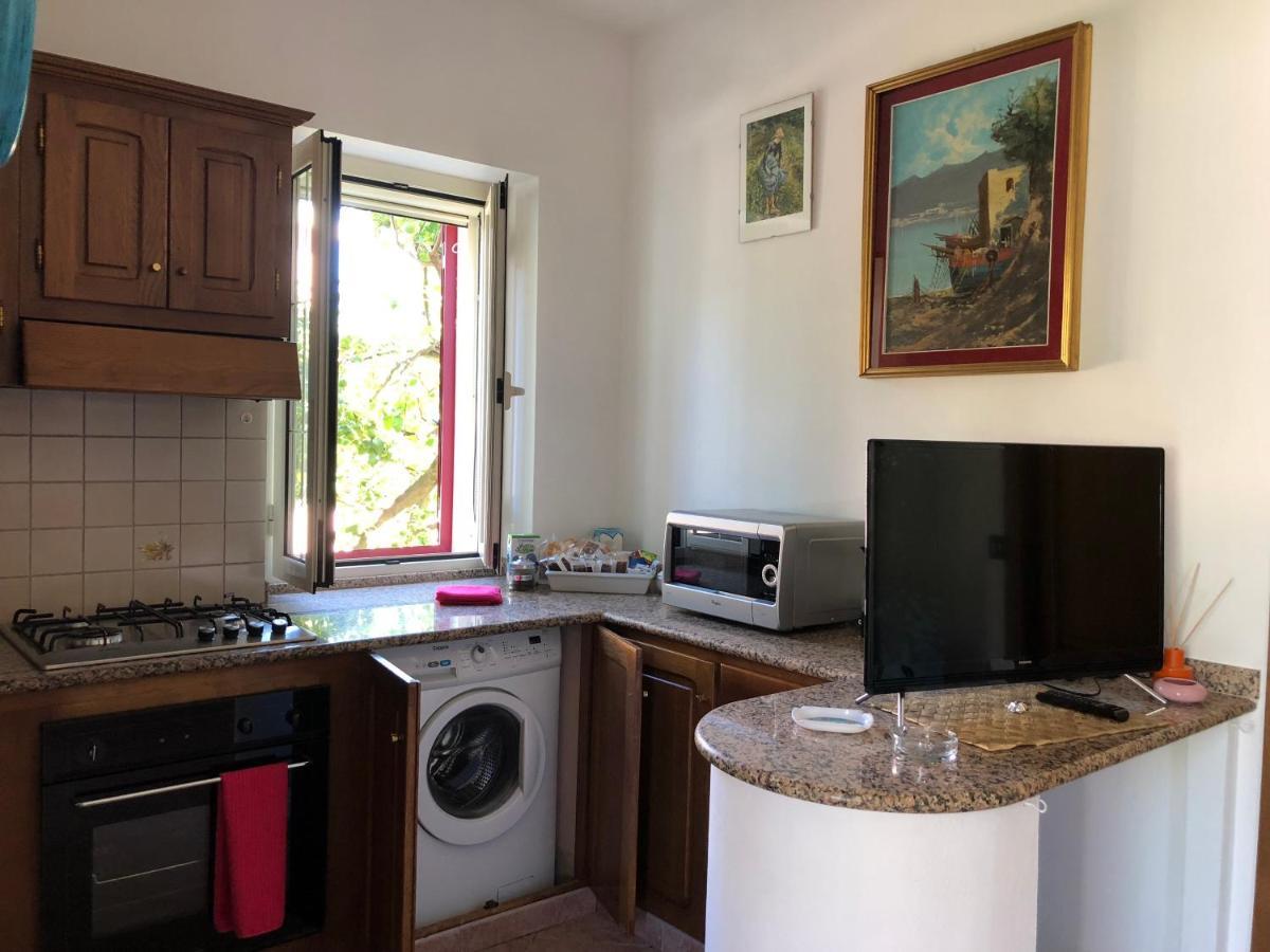 Appartamento In Villa Andreina Orosei Eksteriør bilde