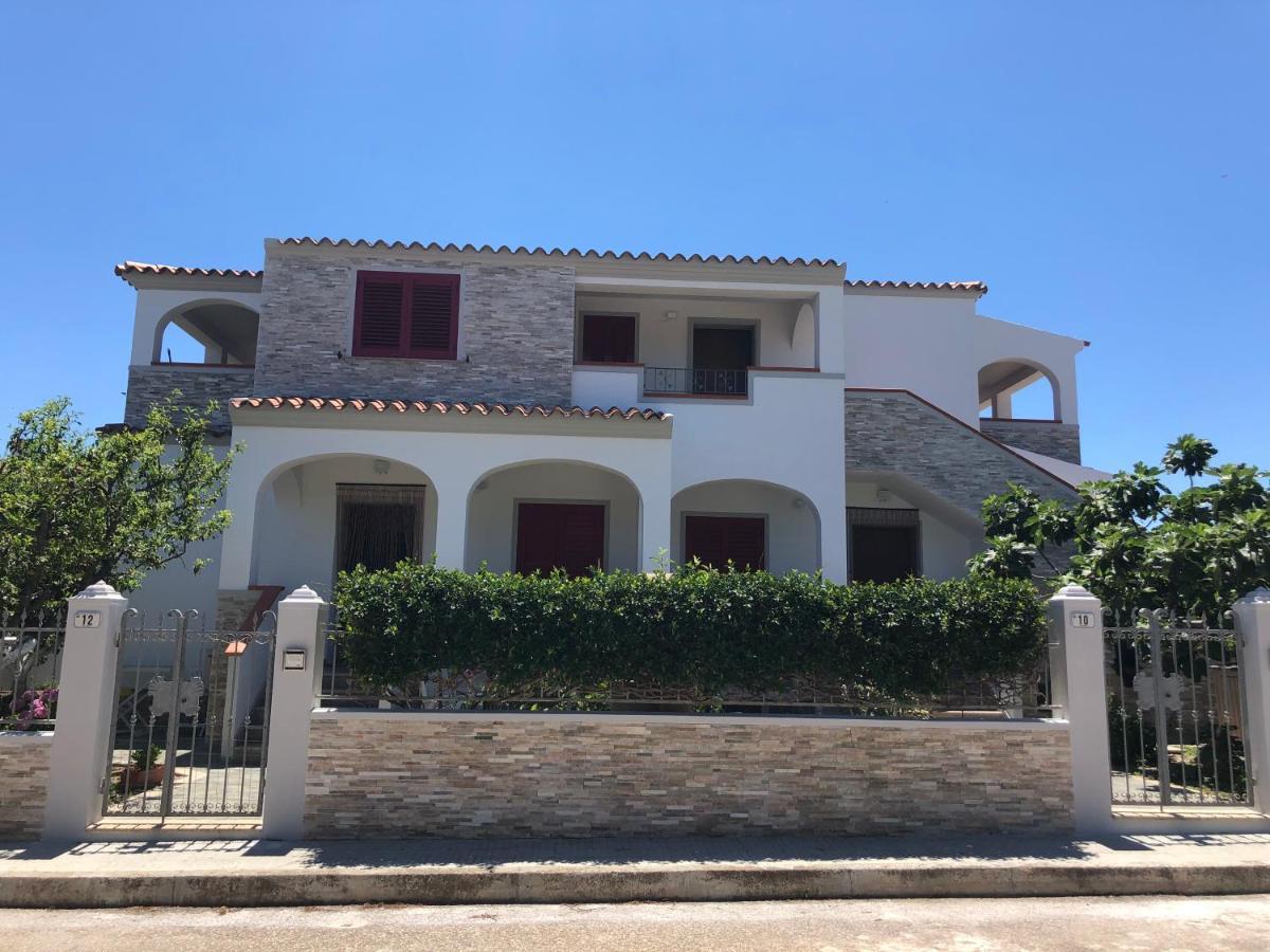 Appartamento In Villa Andreina Orosei Eksteriør bilde