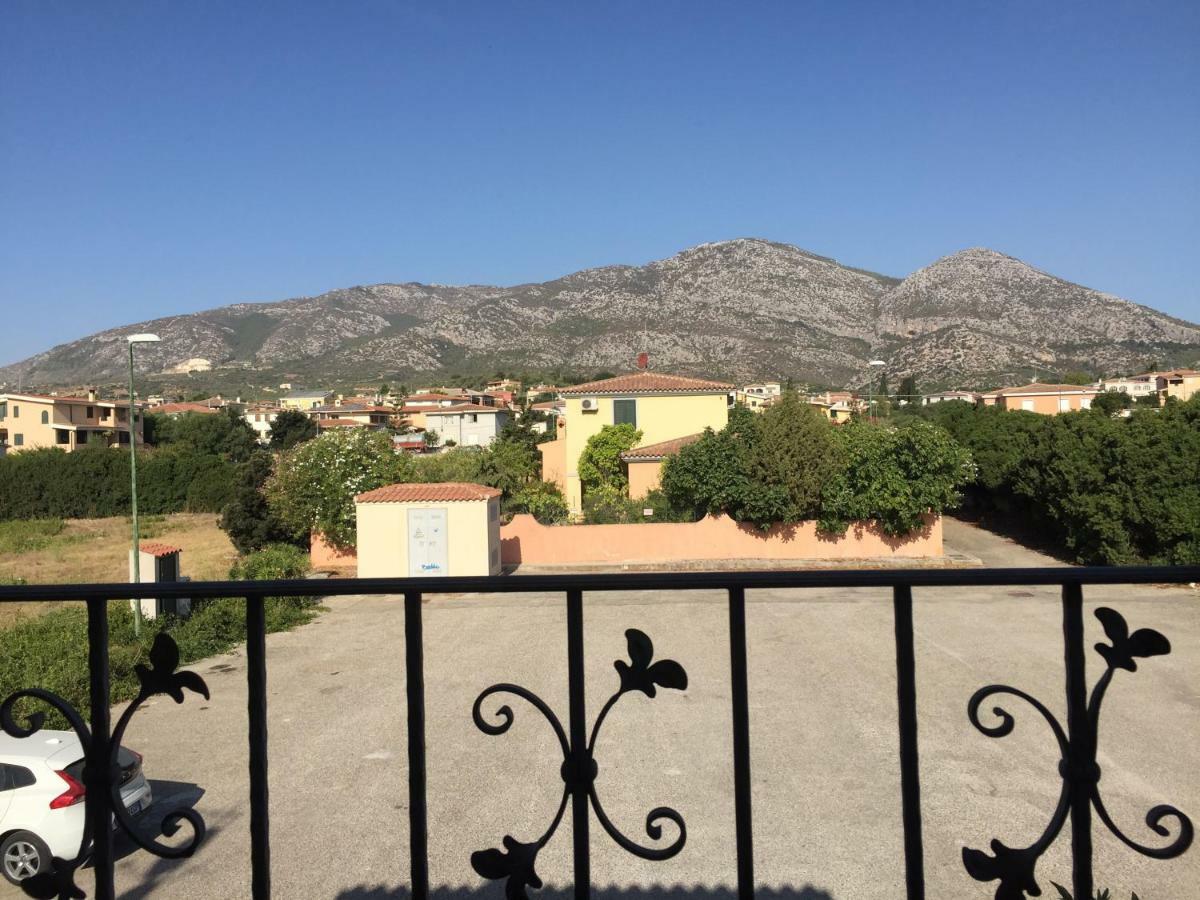 Appartamento In Villa Andreina Orosei Eksteriør bilde
