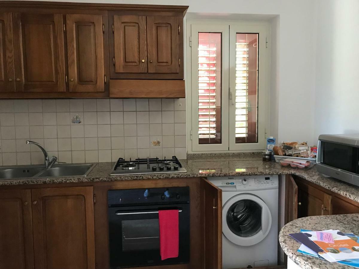 Appartamento In Villa Andreina Orosei Eksteriør bilde