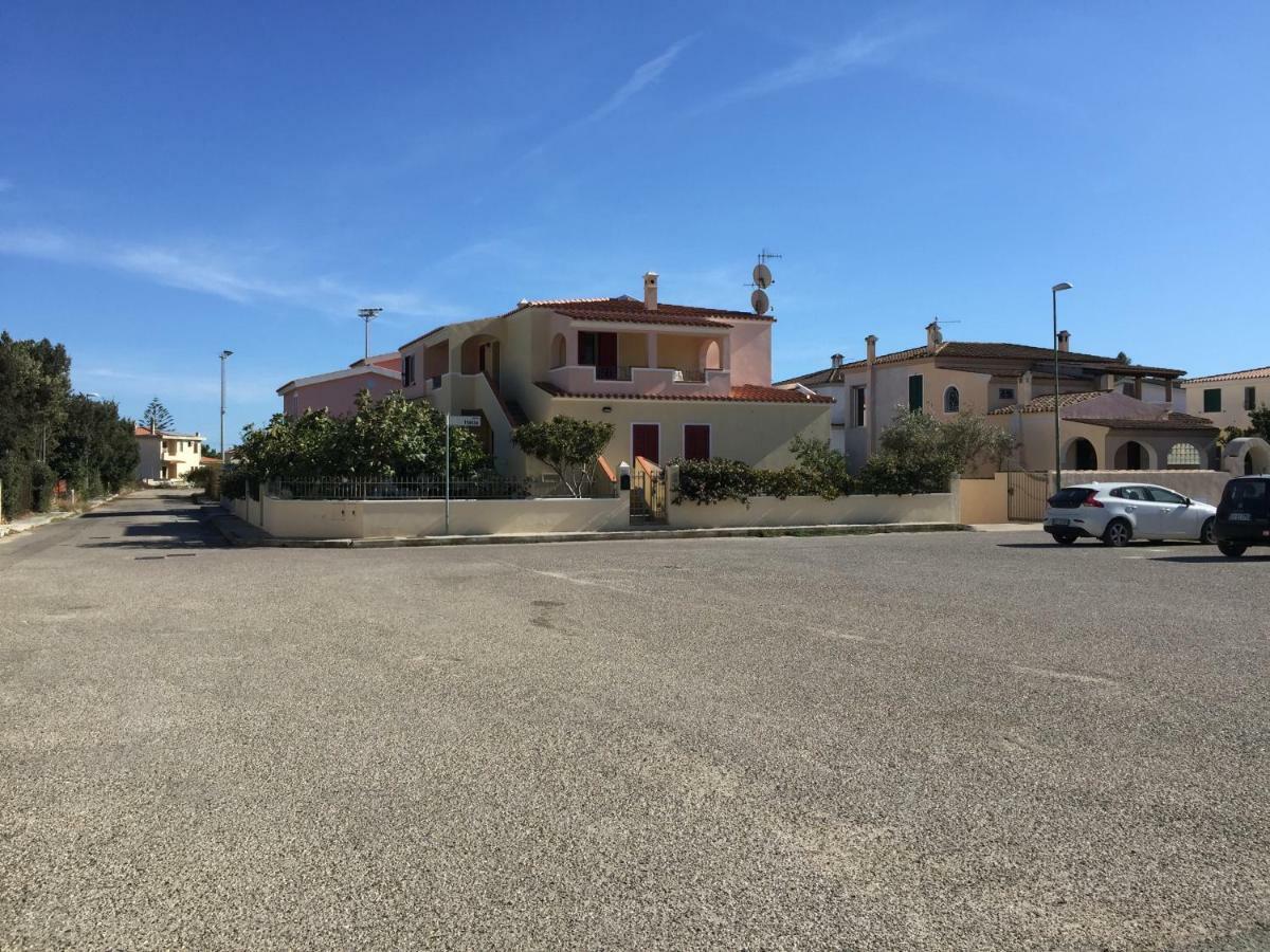 Appartamento In Villa Andreina Orosei Eksteriør bilde